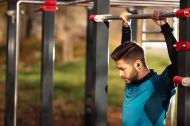 PHILIPS  - Philips ActionFit Безжични слушалки за поставяне в ушите -TAST702BK